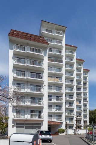 ☆価格変更☆石清尾ハイツ　4SLDK　370万円