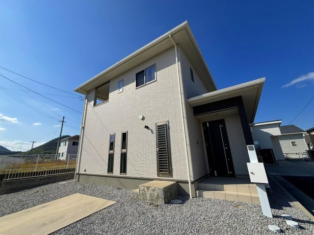 ☆価格変更☆高松市三谷町中古戸建　4LDK　2400万円