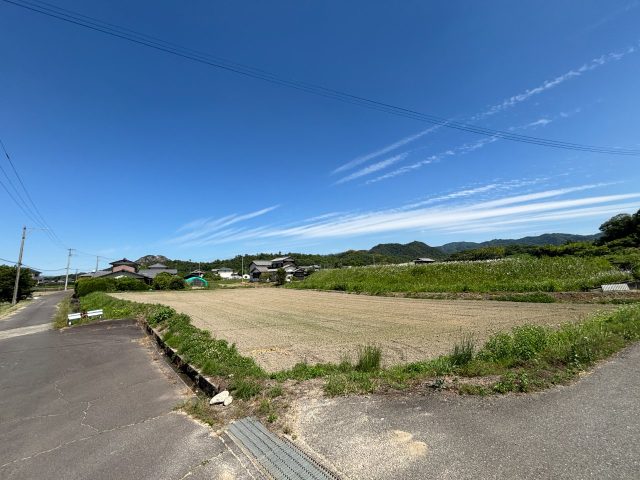 【新着物件】木田郡三木町田中売り土地　385坪　116万円